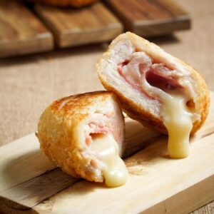 Empanada de Jamón y Queso